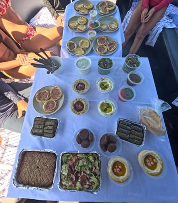Buffet e serviço de bordo